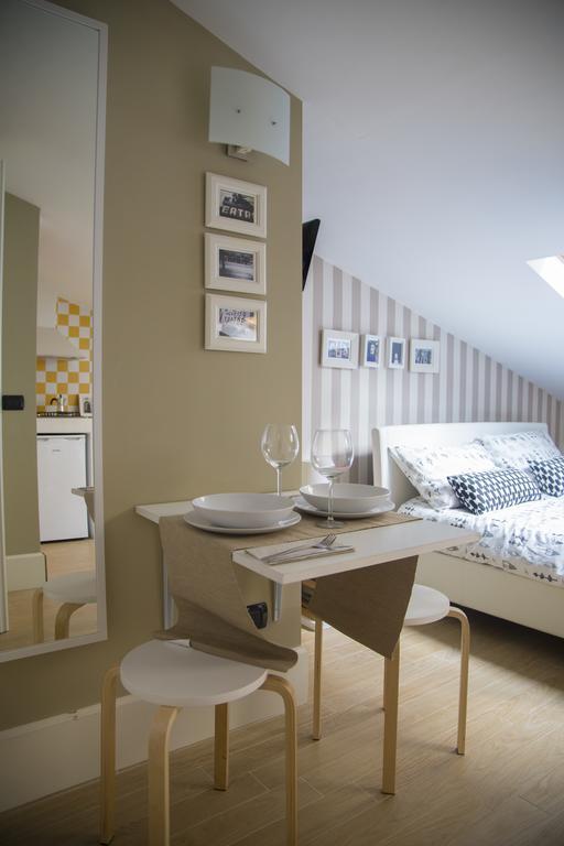 Piazza Roma Rooms Μπενεβέντο Δωμάτιο φωτογραφία
