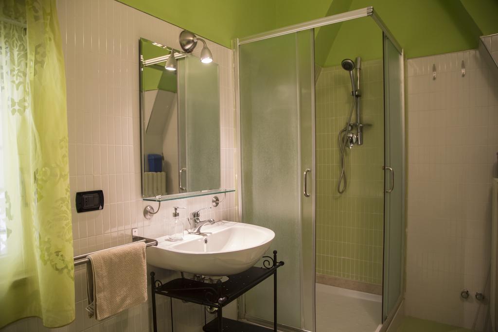 Piazza Roma Rooms Μπενεβέντο Δωμάτιο φωτογραφία